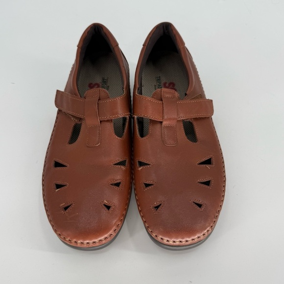 SAS Women's Roamer Shoes Brown Slip On Loafer Brown Fisherman Mary Janes Size 9 - Picture 3 of 6